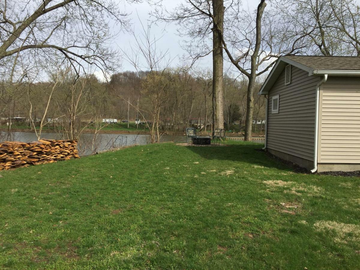 Martin'S River Cabin Dresden Exterior photo